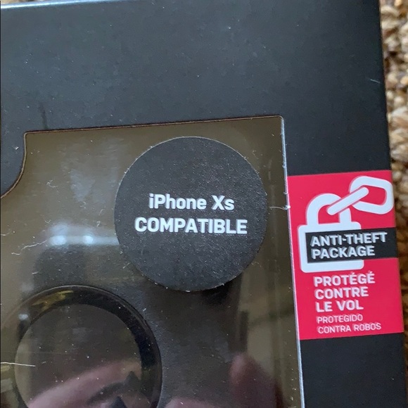 OtterBox Defender - Picture 3 of 4